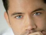 hum!! de beaux  yeux!!!  je lais veux lool